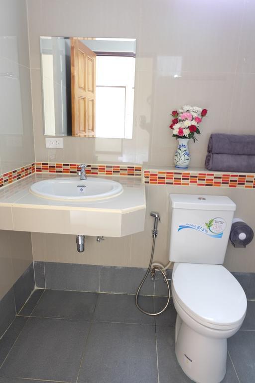 Chatin Guesthouse Khao Lak Exterior foto