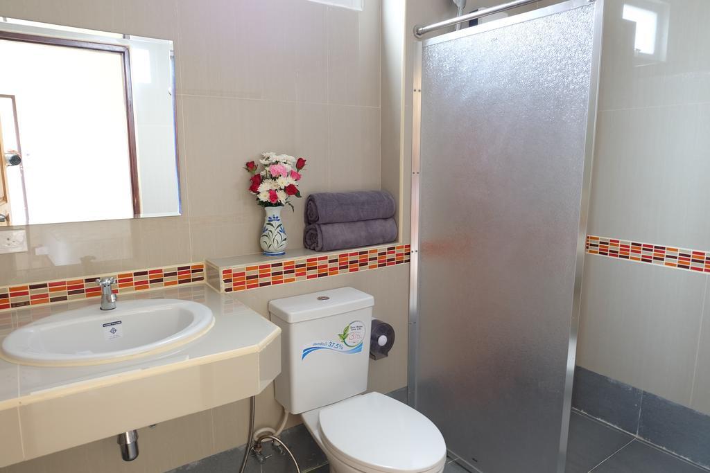 Chatin Guesthouse Khao Lak Exterior foto