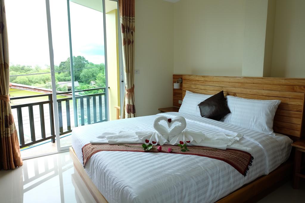 Chatin Guesthouse Khao Lak Exterior foto