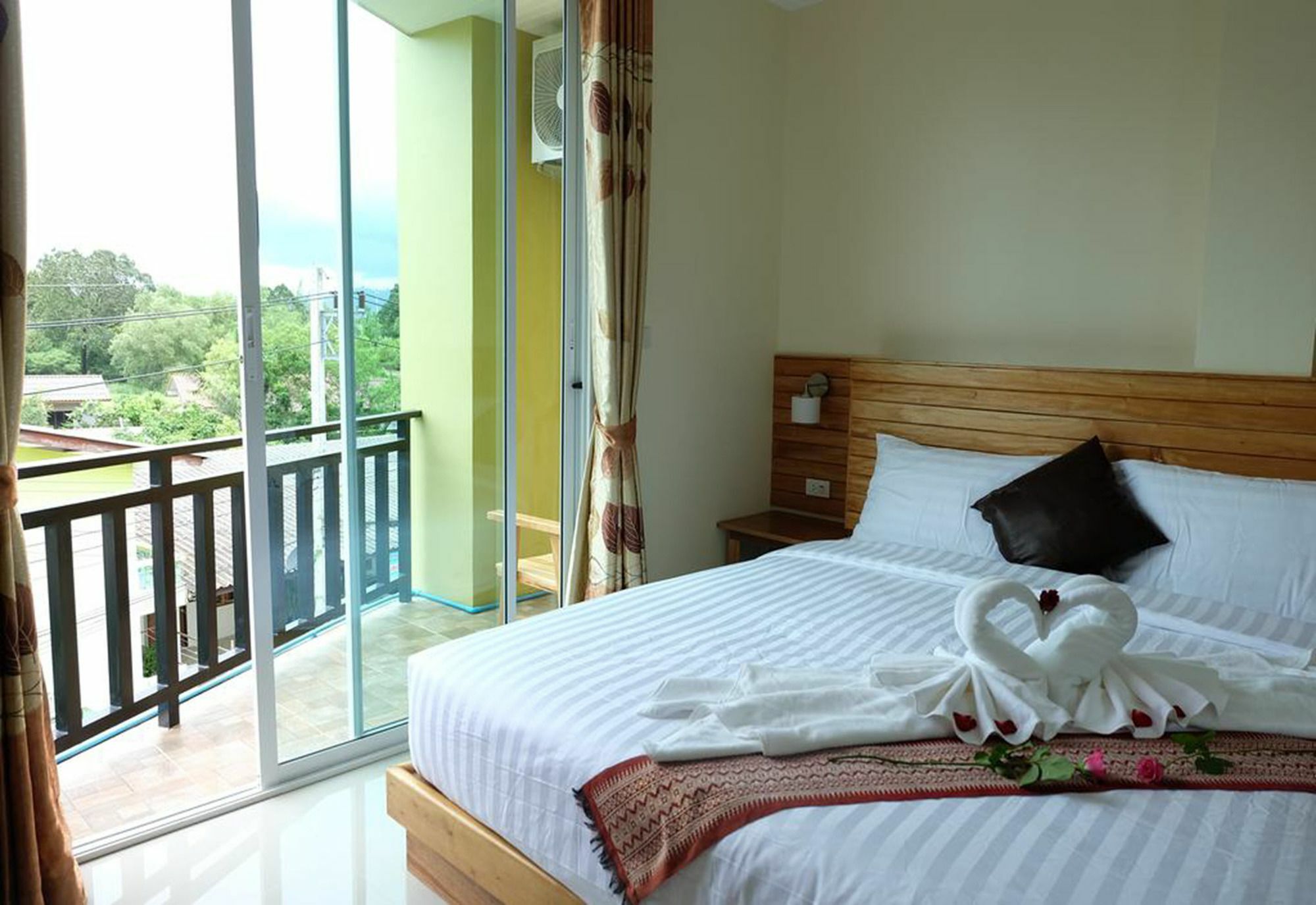 Chatin Guesthouse Khao Lak Exterior foto